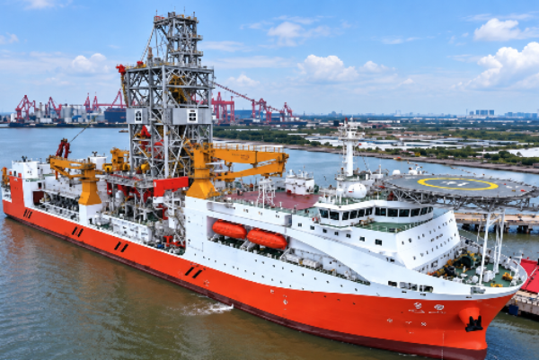 Company Profile and Shipyard Relationships